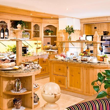 Boutique Hotel Diana Madonna Zewnętrze zdjęcie