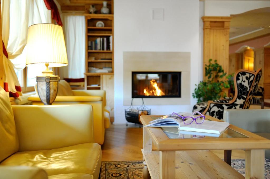 Boutique Hotel Diana Madonna Zewnętrze zdjęcie