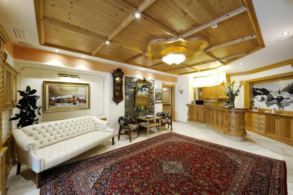 Boutique Hotel Diana Madonna Zewnętrze zdjęcie