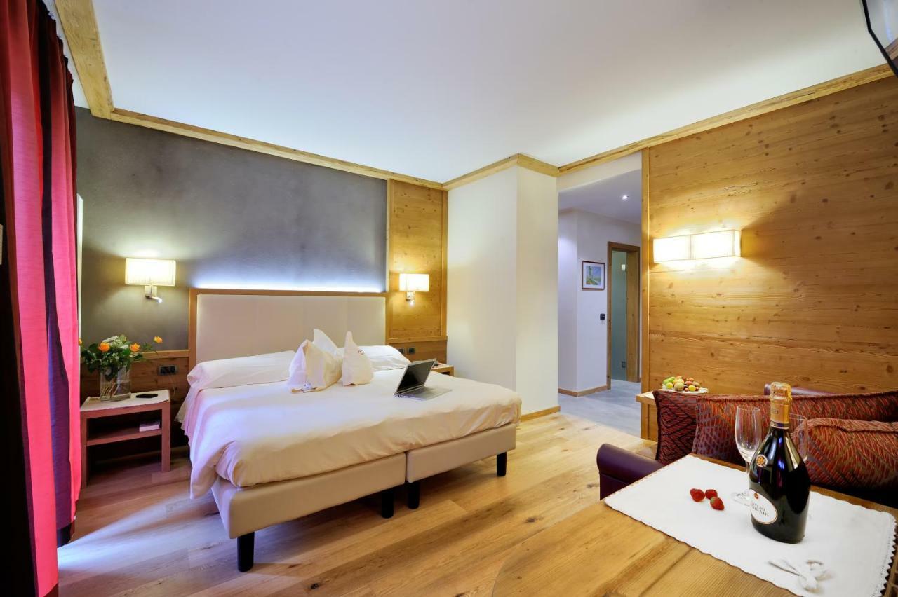 Boutique Hotel Diana Madonna Zewnętrze zdjęcie